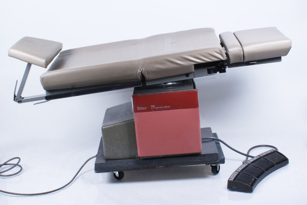 Midmark Ritter 75 Special Edition Model 119 Procedure Chair Exam Power Table