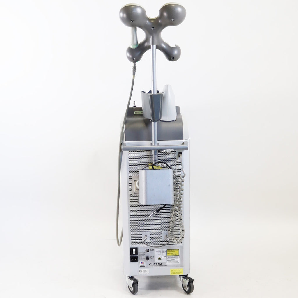 2007 Cutera Xeo Skin Resurfacing Nd: YAG Laser 1064nm Laser System US110XEO