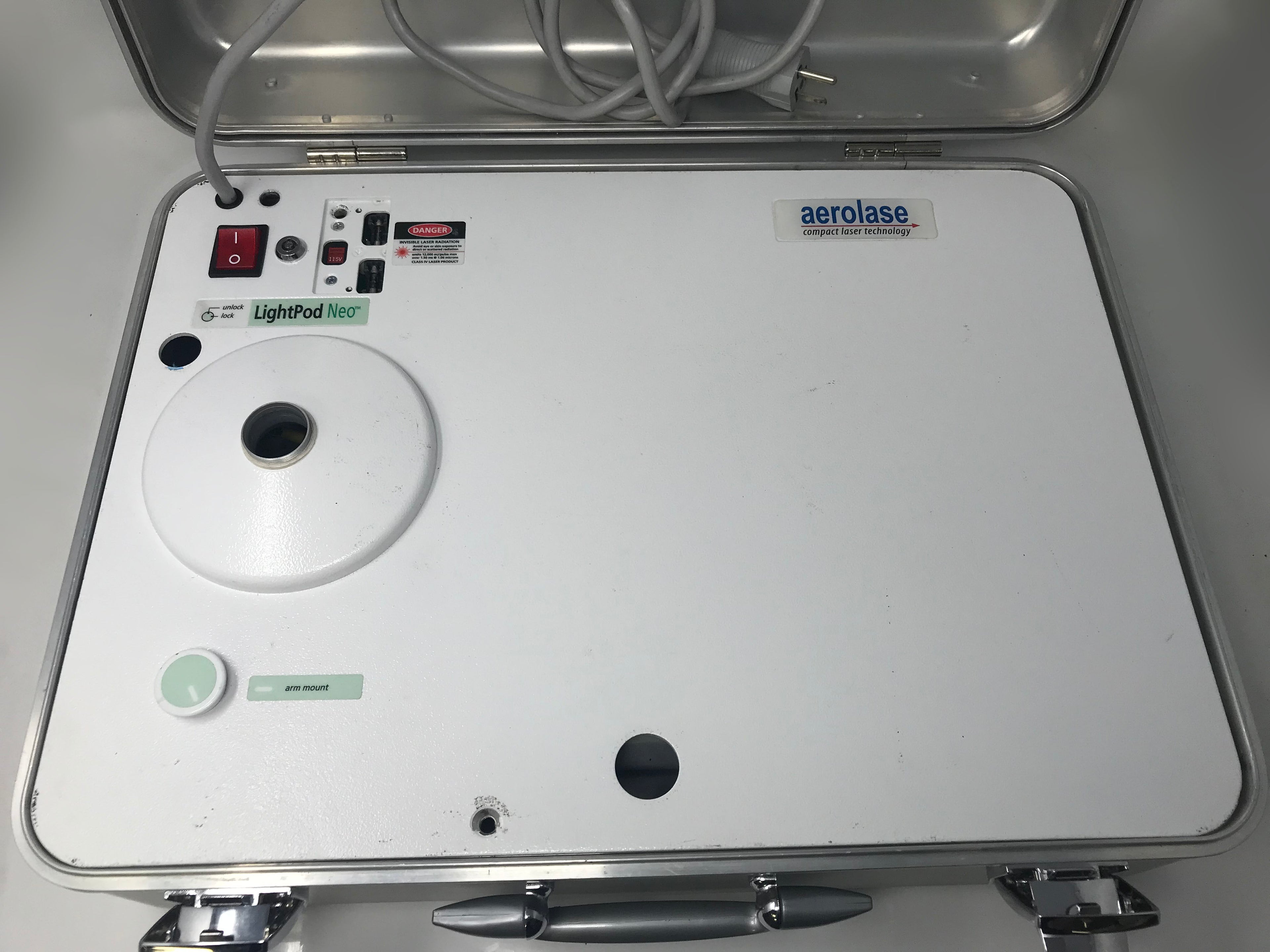 Aerolase Light Pod NEO MicroPulse 1064 Chassis Briefcase Laser Housing Case