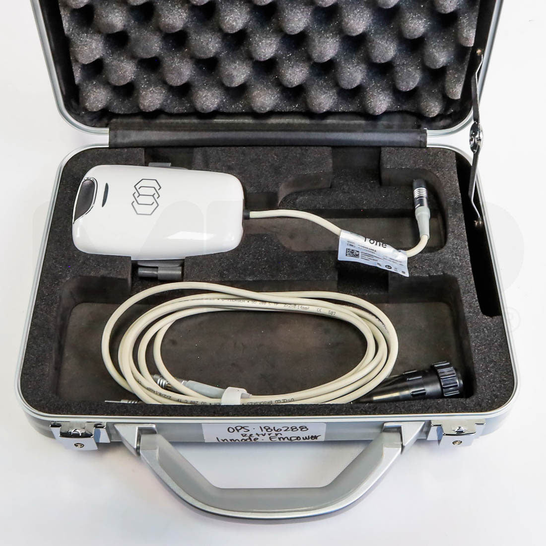 InMode Evolve Tone Hands-Free Applicator Case Open