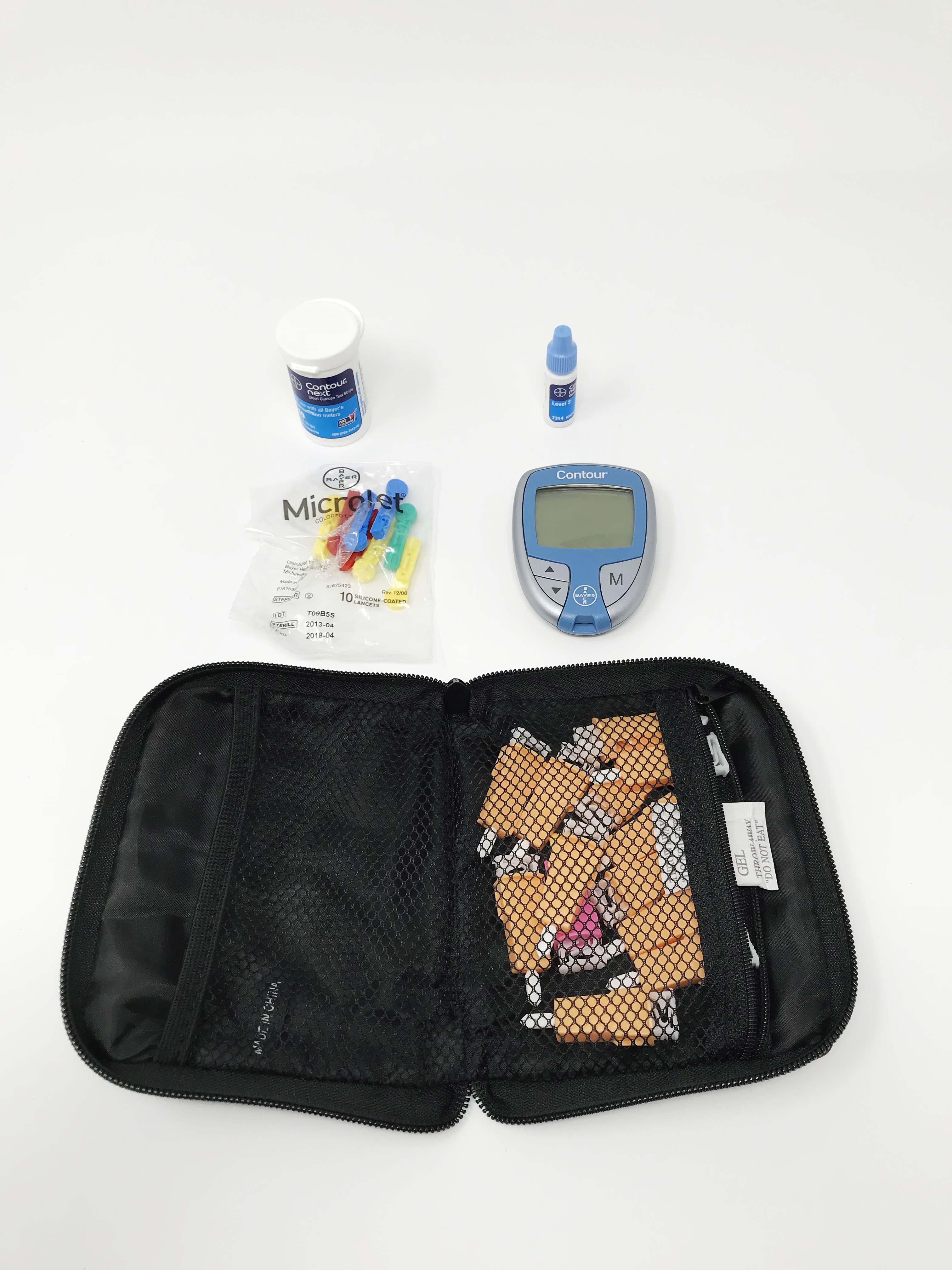 Bayer Contour Blood Glucose Meter 7151H mg/dL Travel Kit Solution Strips Lancets