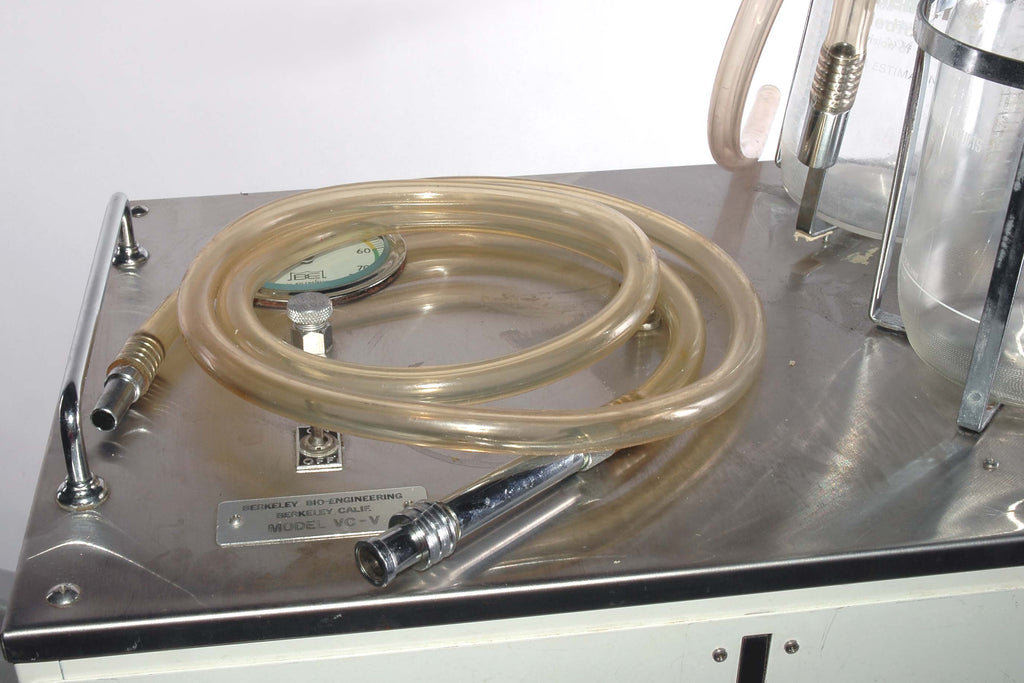 Berkeley Bio-Engineering VC-V Vacuum Curettage Suction Portable Medical Unit