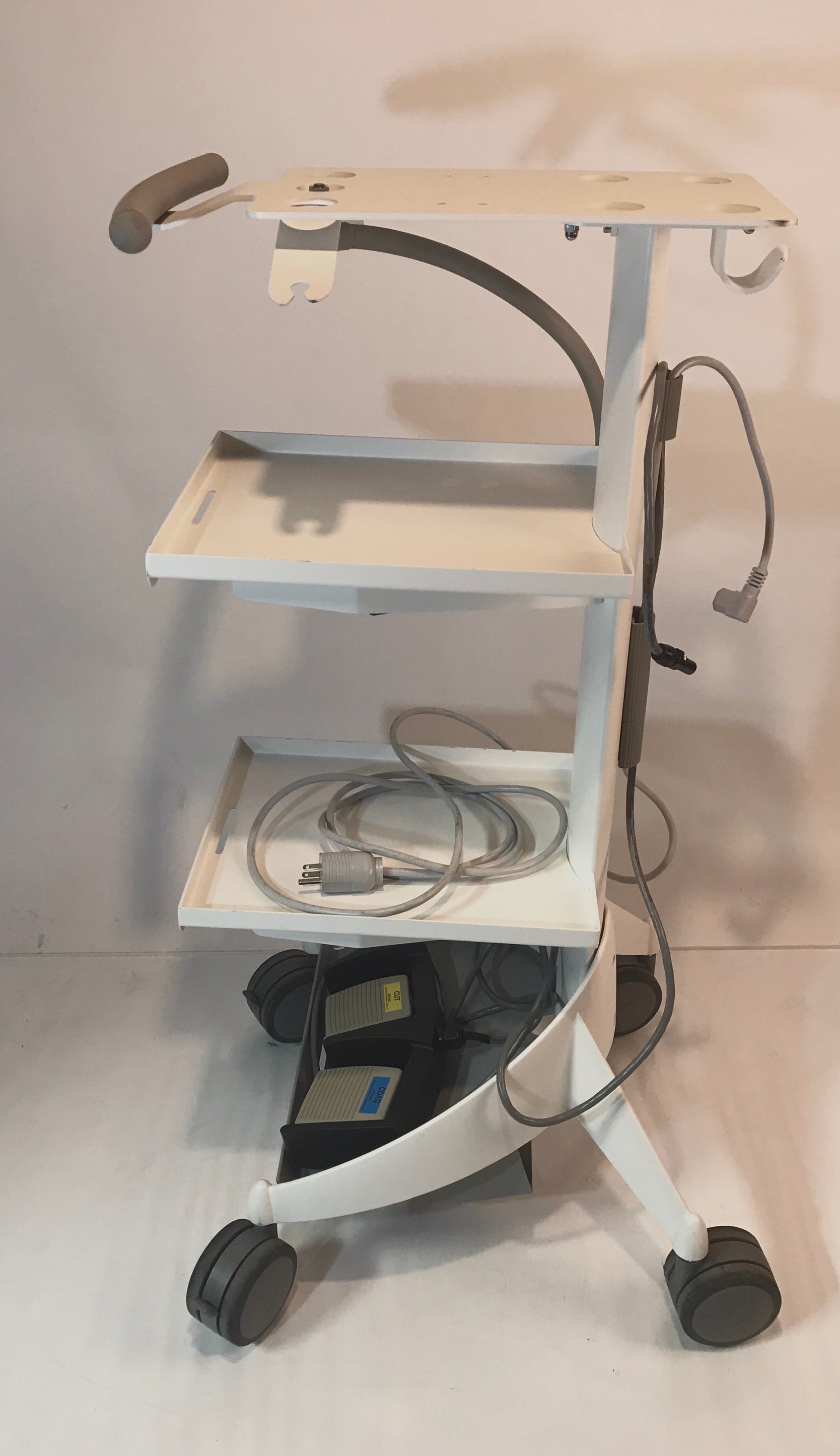 CynoSure Ellman Pelleve Electrosurgical RF Generator Base Cart w/ Footpedal