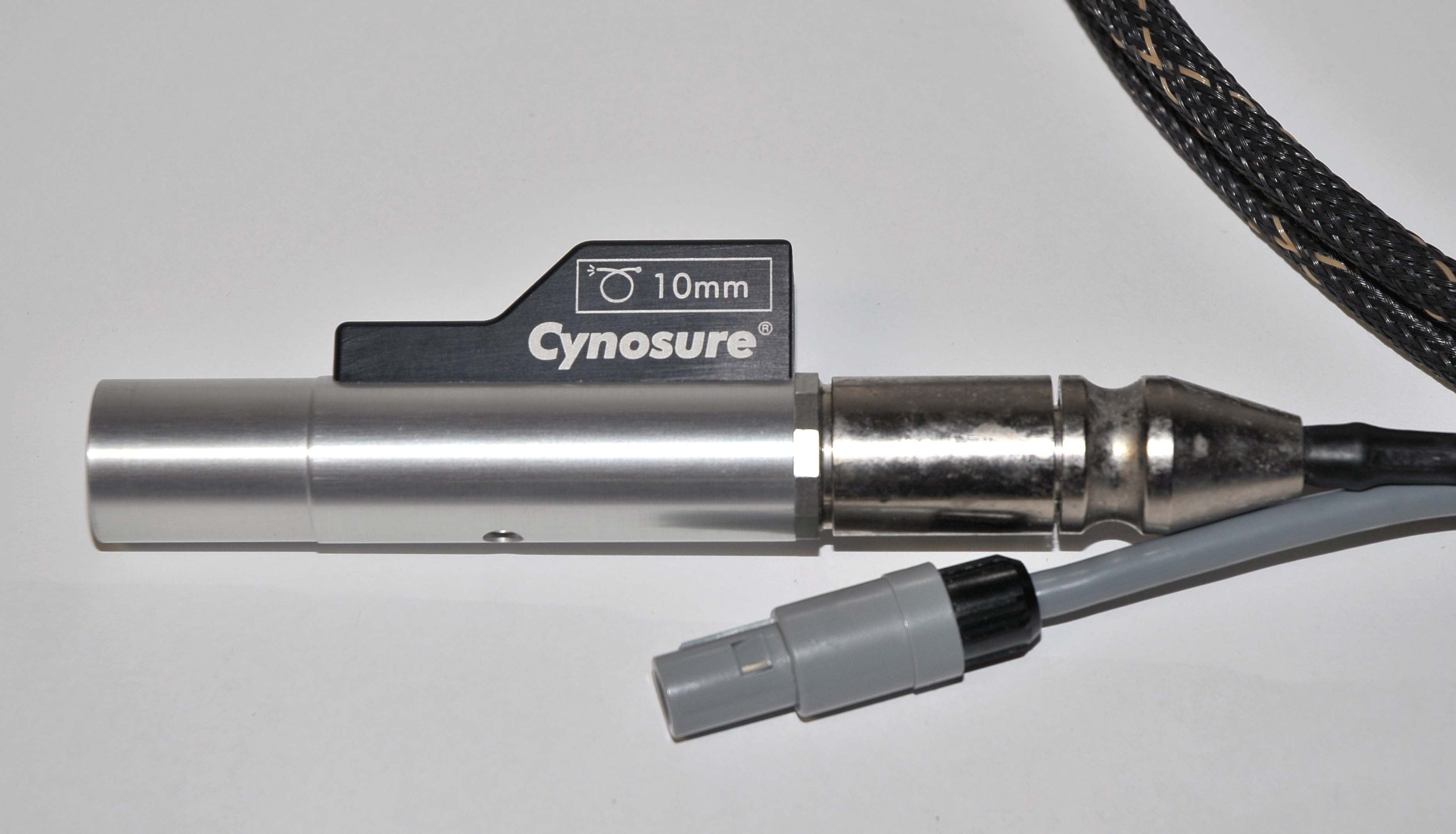 Cynosure Apogee 9300 Alexandrite 755 Hair Removal Laser w/ 5 Fiber Tips 3-12.5mm