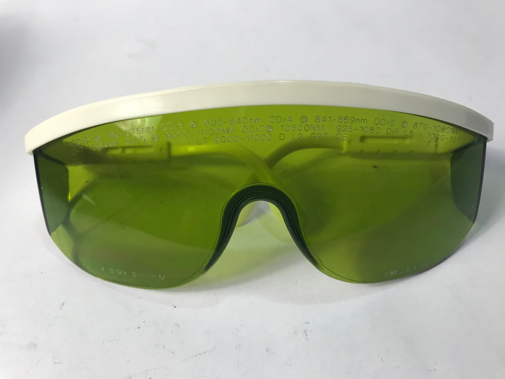 Cynosure Eleme SmoothShapes Photomology 915nm Laser YAG 1064 CO2 Eye Protection