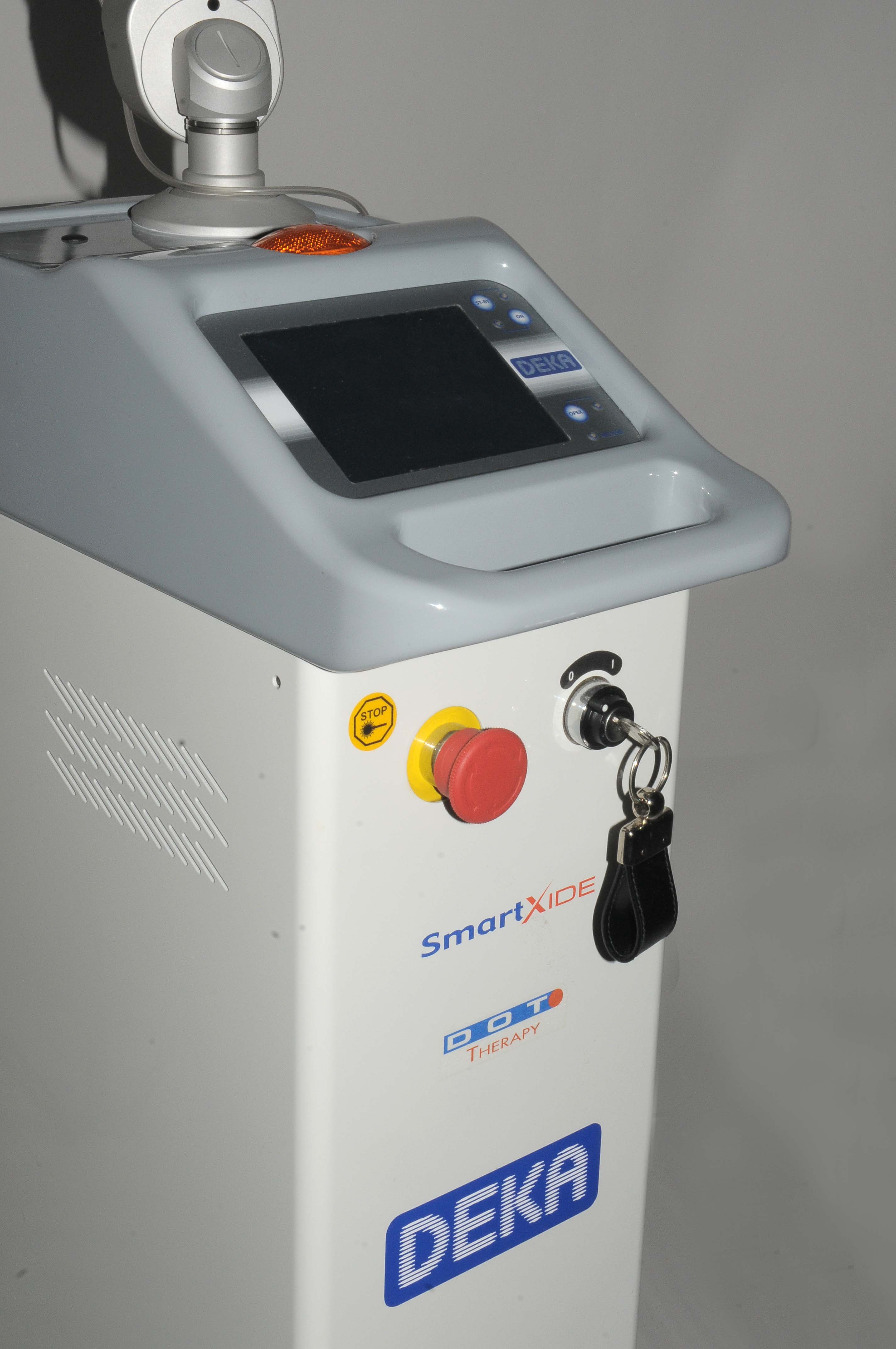 DEKA SmartXide DOT Therapy CO2 Fractional Cosmetic Laser Ablative Skin Resurface