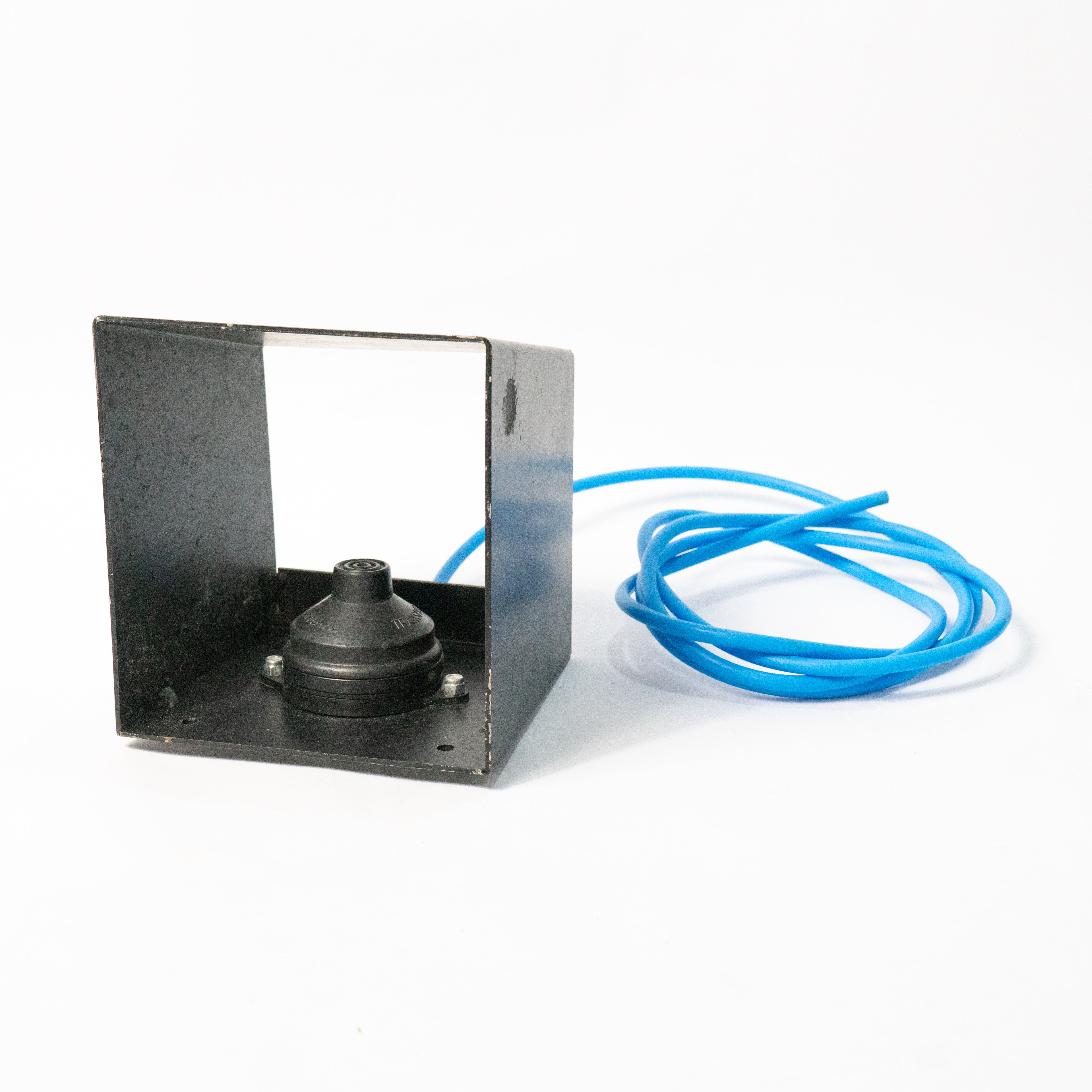 Enclosed Air Powered Foot Switch w/ Blue Air Tube TRANSPAR STOP 62
