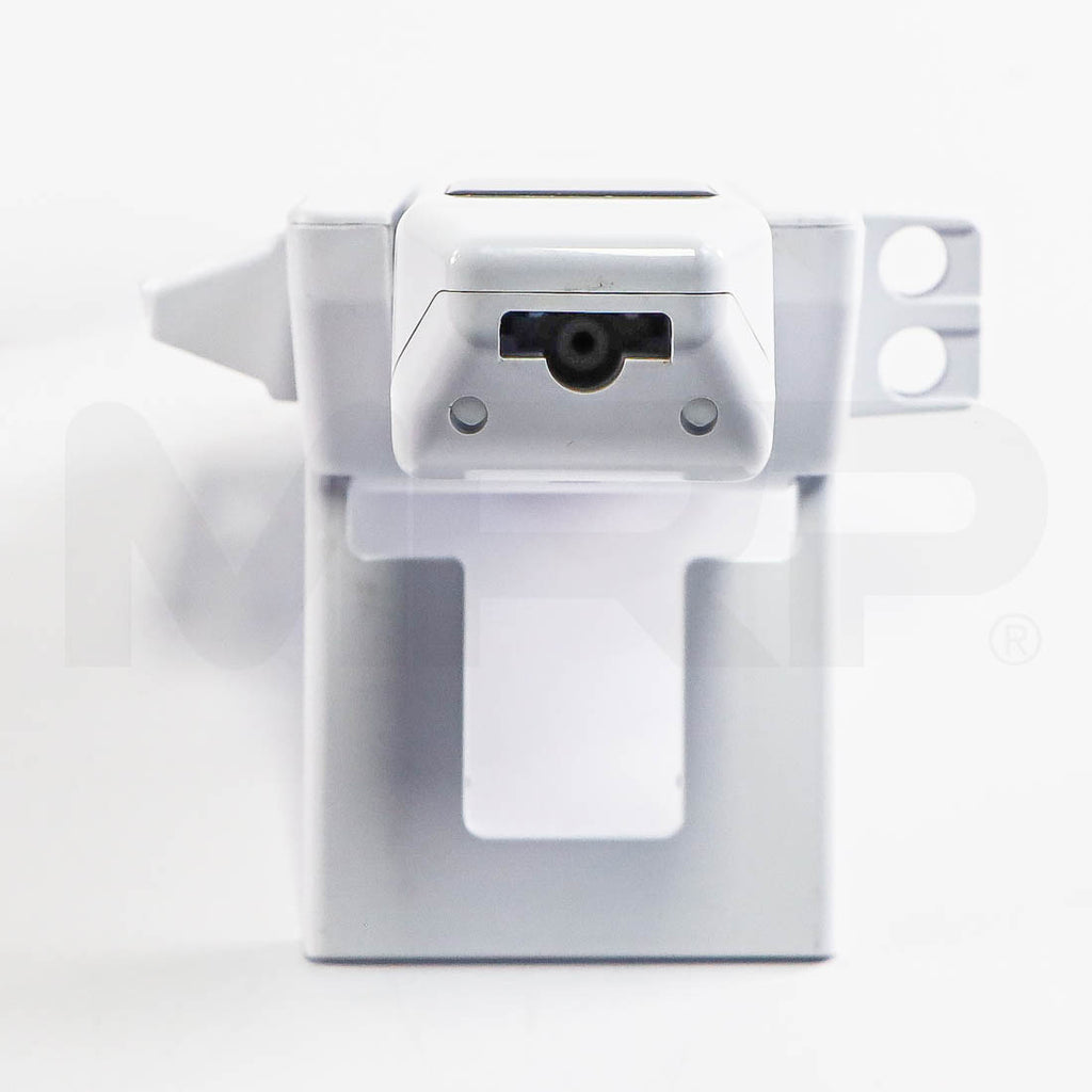 AMP ULTRA+ device treatment tip connector port
