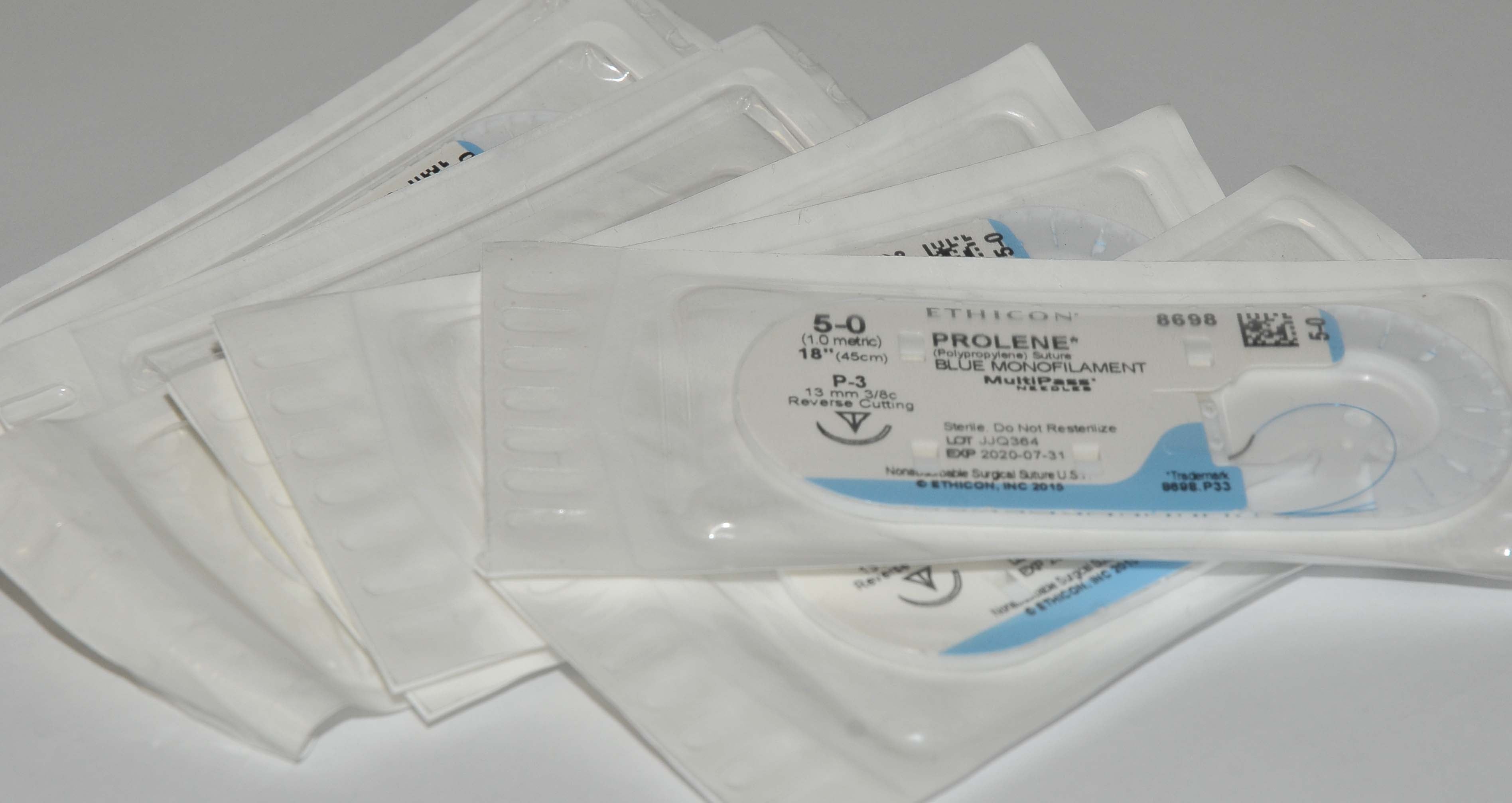Ethicon PROLENE 5-0 #8698 Blue Monofilament 18" Reverse Cutting Suture (8 Pcs)