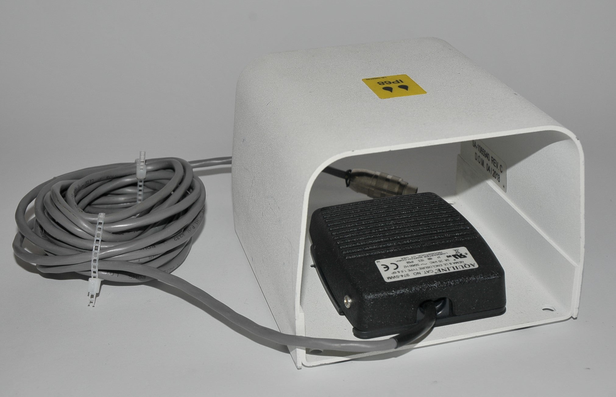 IP68 -5 Pin Laser Foot Switch Pedal SA-1065940 Aquiline 974-SWM - Nice Condition