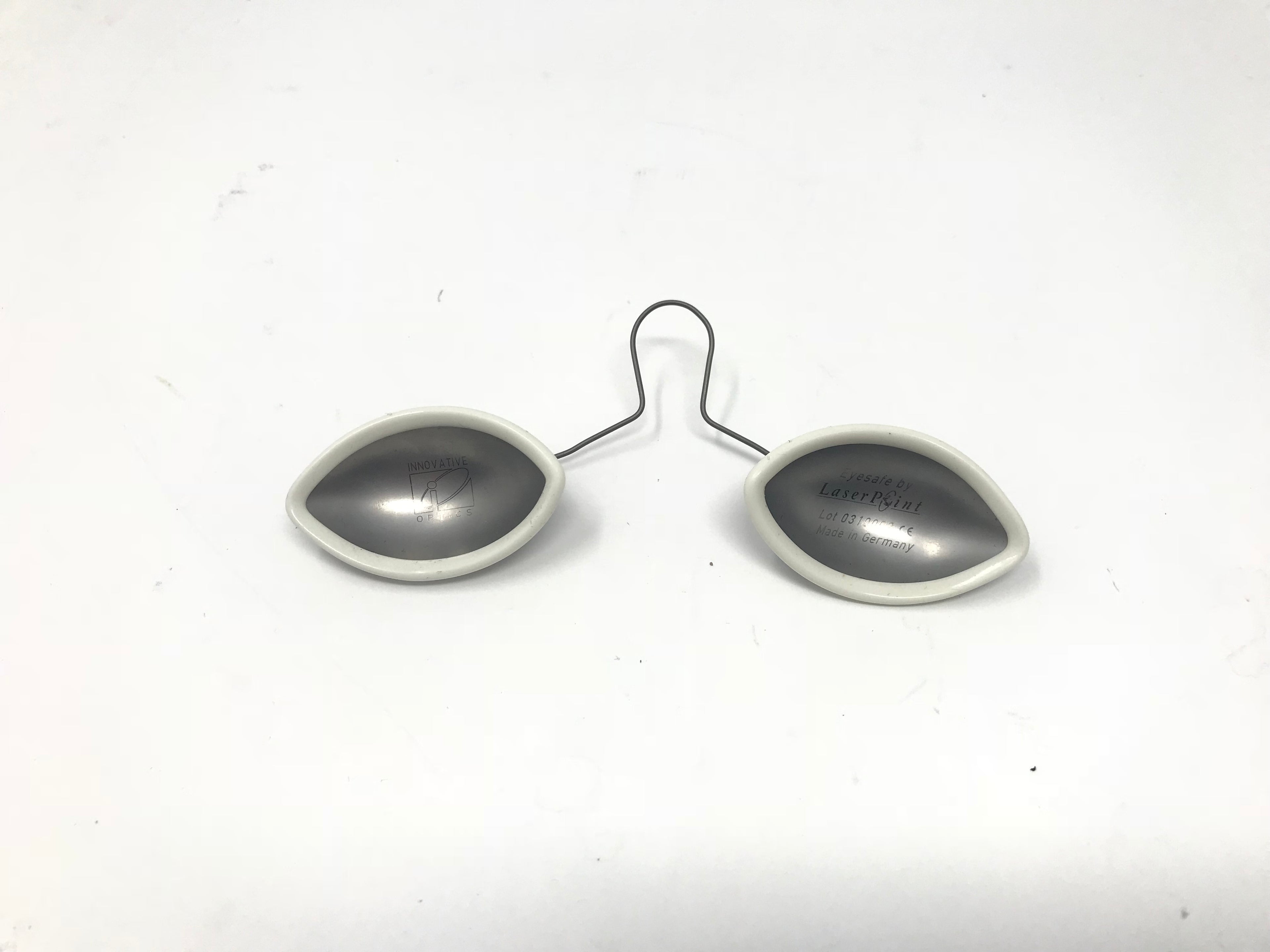 Innovative Optics Laser Point Stainless Steel Patient Eye Shields Protection