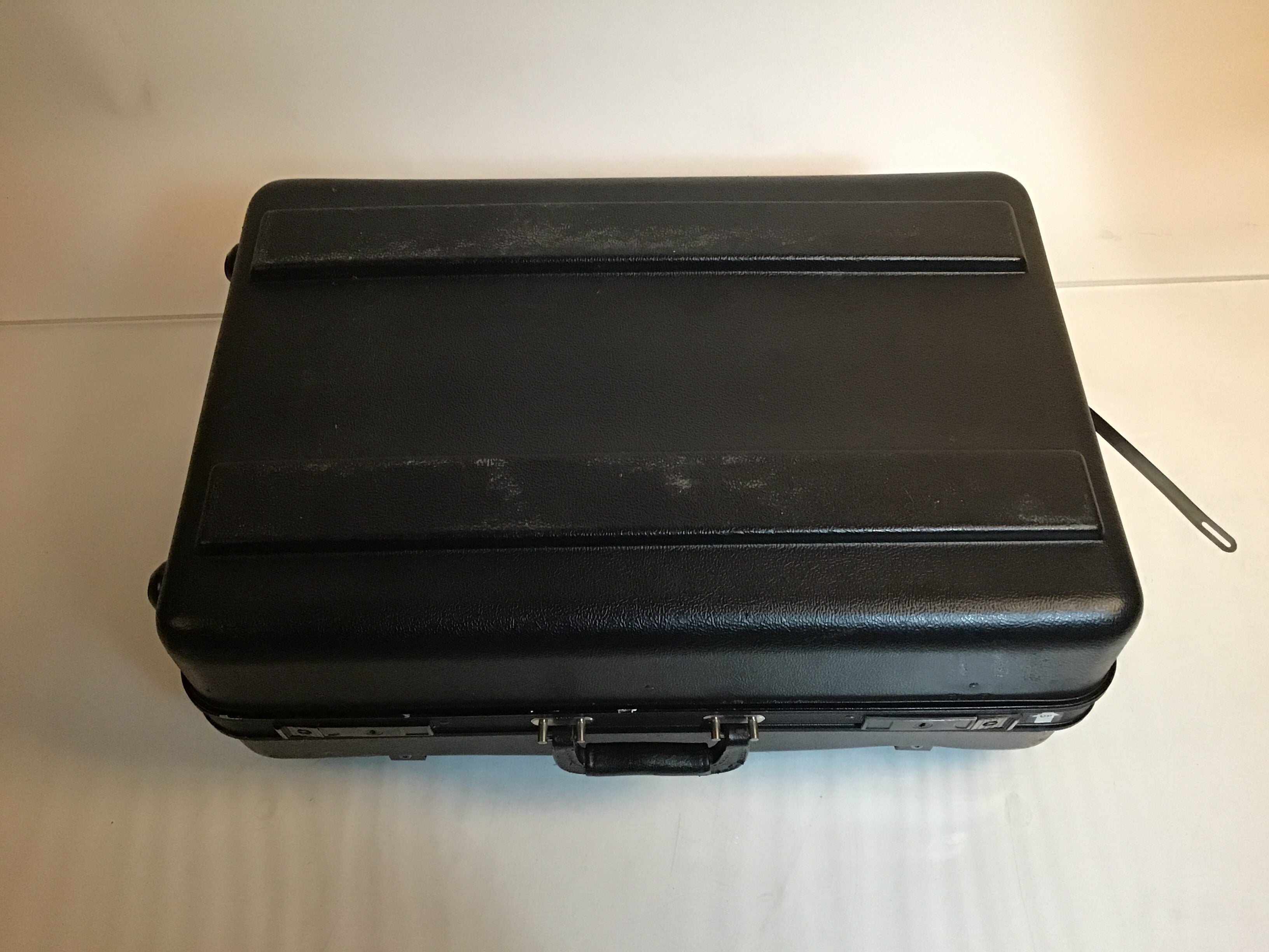 Iridex Iriderm Diolite 532 Laser System Case Rolling Travel Carrying Suitcase