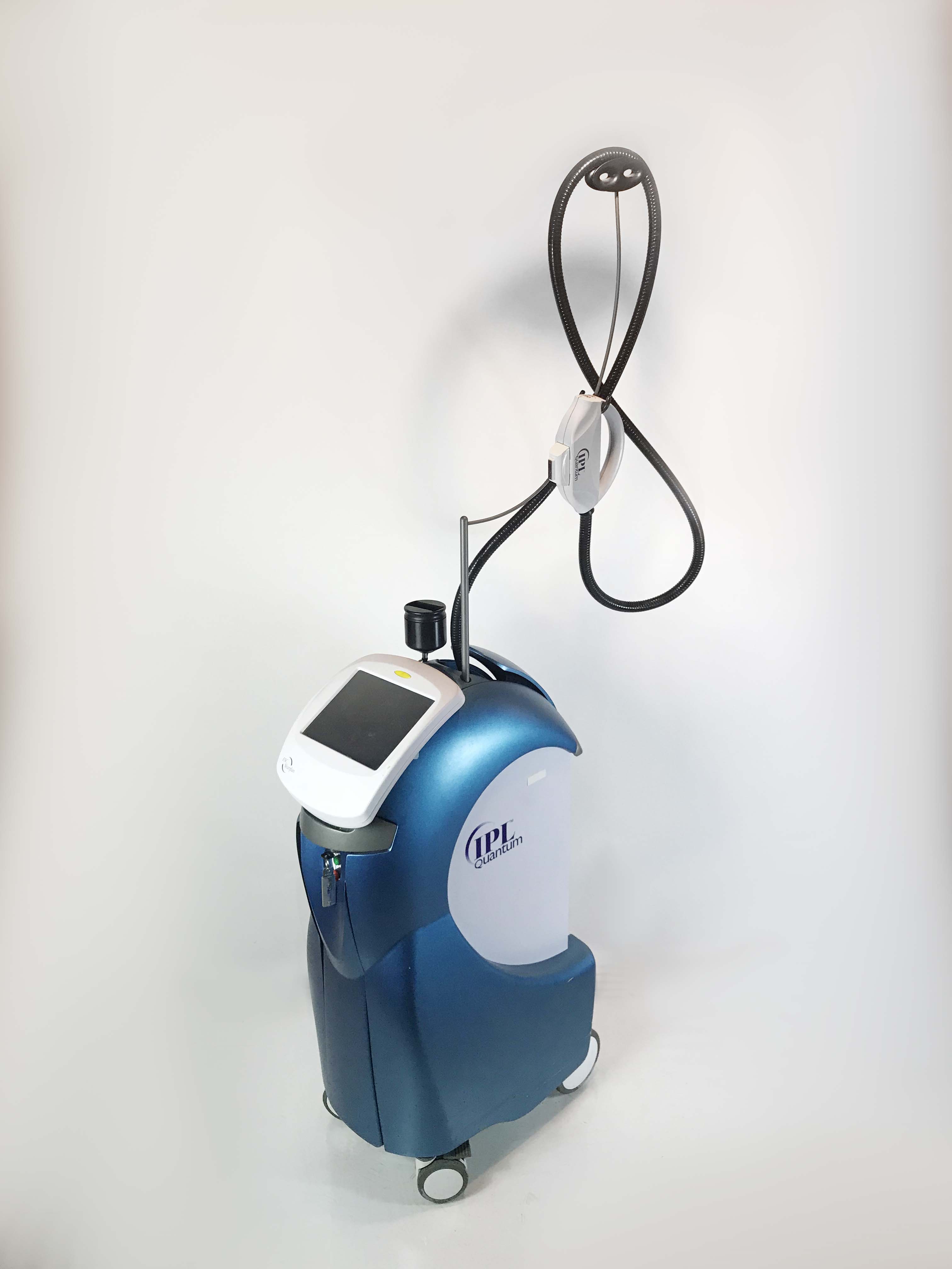 Lumenis IPL Quantum Aesthetic Laser System & SR 590 Skin Rejuvenation Handpiece