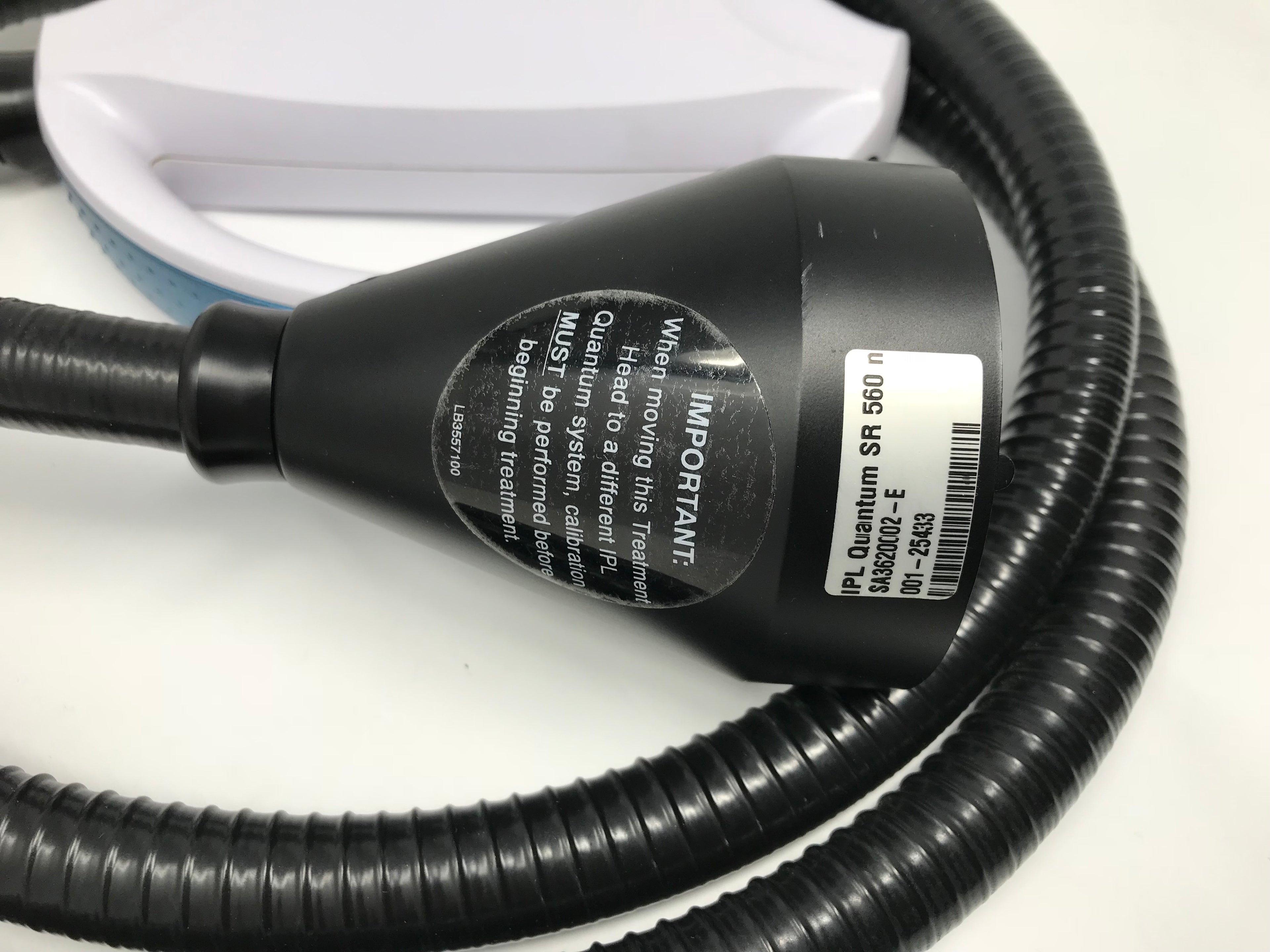 Lumenis Laser IPL Quantum SR 560 Handpiece AS IS For PARTS Good Cosmetic Shape