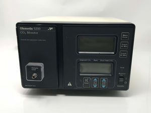 Ohmeda 5200 CO2 Monitor Powers On and Calibrates No Errors Screen AS IS