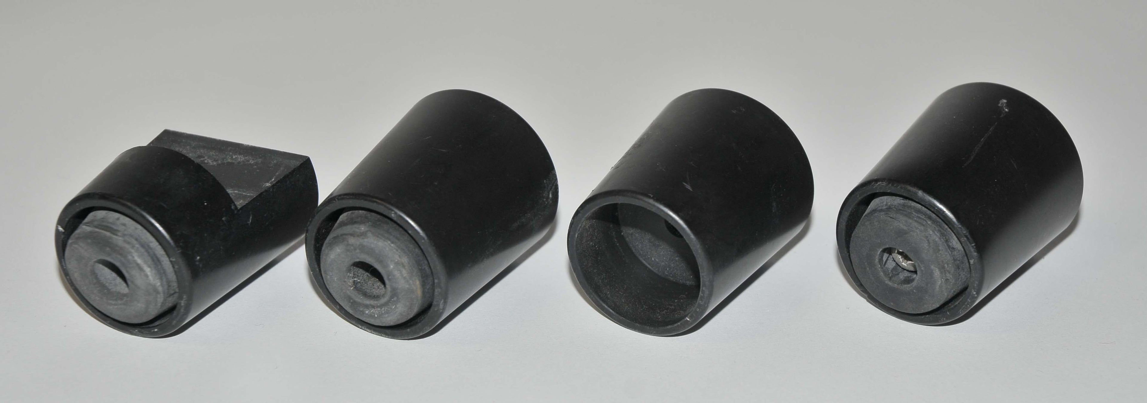 Palomar Cynosure Cosmetic Laser Set of 4 Rubber Foot Pegs Footpegs (PARTS AS-IS)