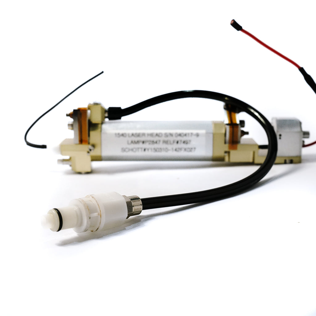 Palomar LUX1540 Handpiece LASER HEAD PN 040417-9 Lamp Relif Schott *PARTS AS IS*