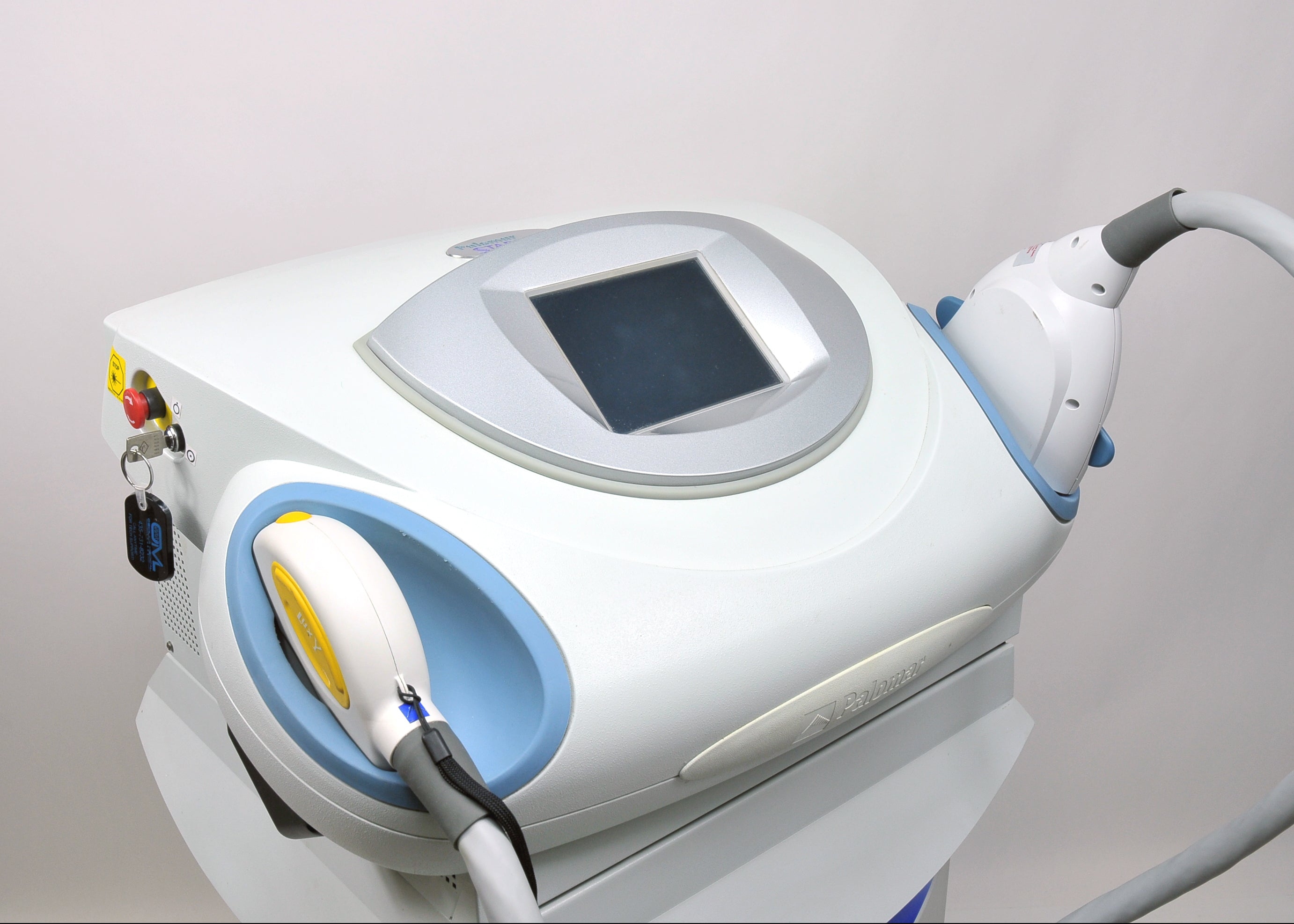 Palomar StarLux 500 Laser System w MaxG MaxR MaxYs Handpieces Max G R Ys