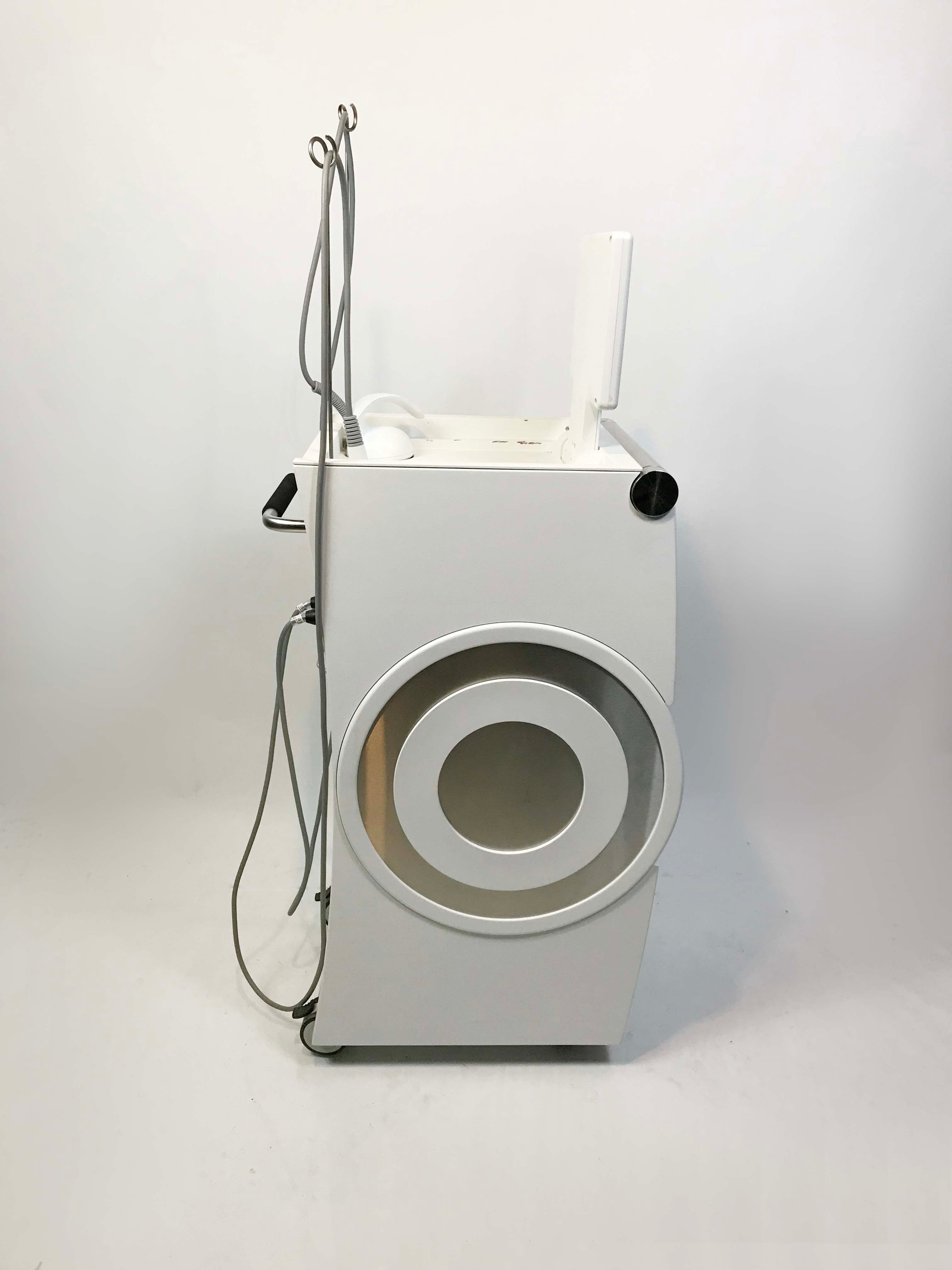 2012 Venus Concept Freeze MP2 Body Contouring RF Frequency Tightening w/2 HP's