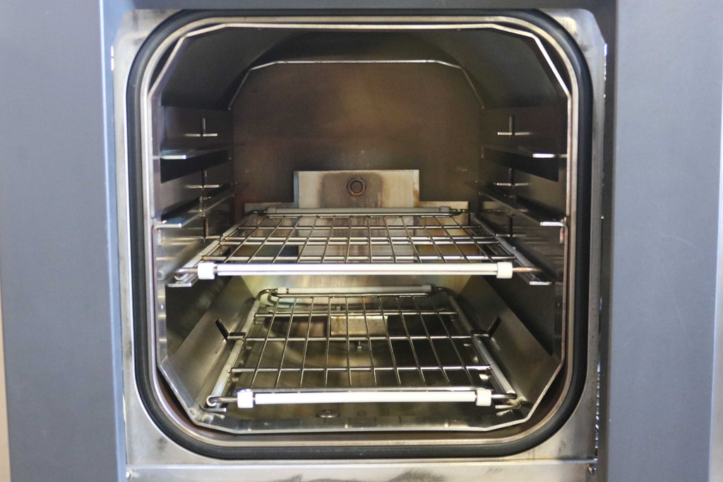 Steris AMSCO Century V-116 Prevac Steam Sterilizer 16x16x26" & Water Conditioner