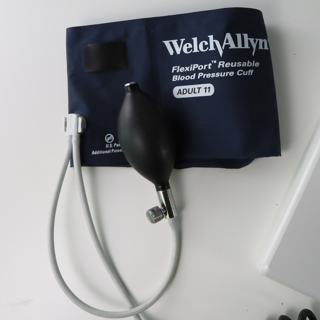 Welch Allyn Integrated Wall Diagnostic System Complete with Wall Board, Blood Pressure, 2 Heads and Specula Dispenser