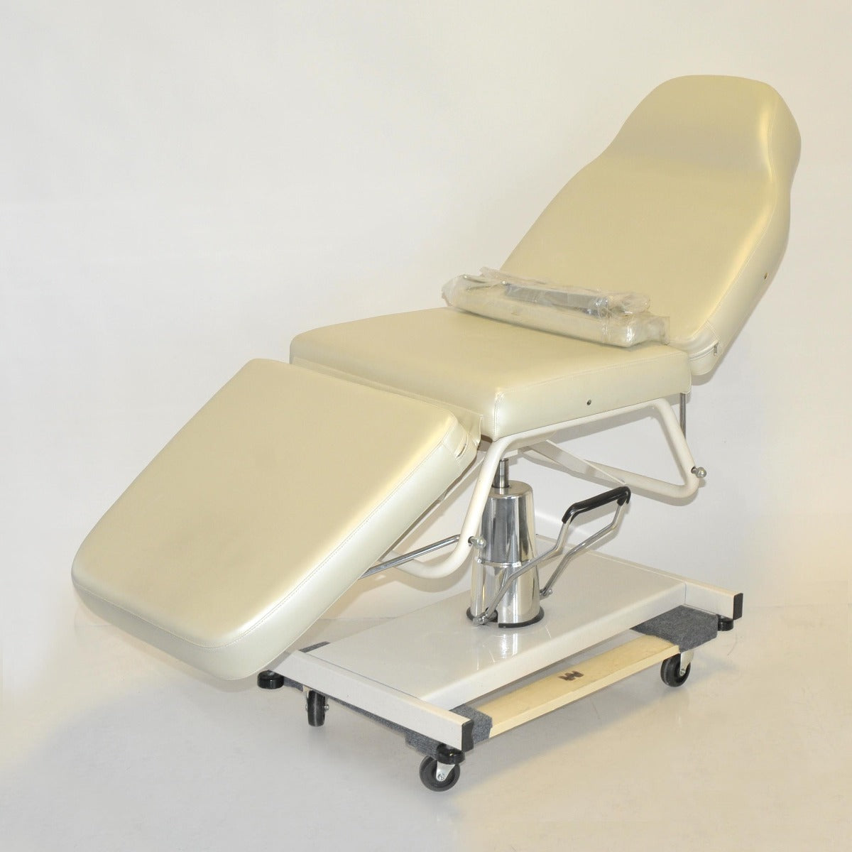 White Adjustable Spa Chair Table Clinic Facial Bed Massage Seat Hydraulic Base