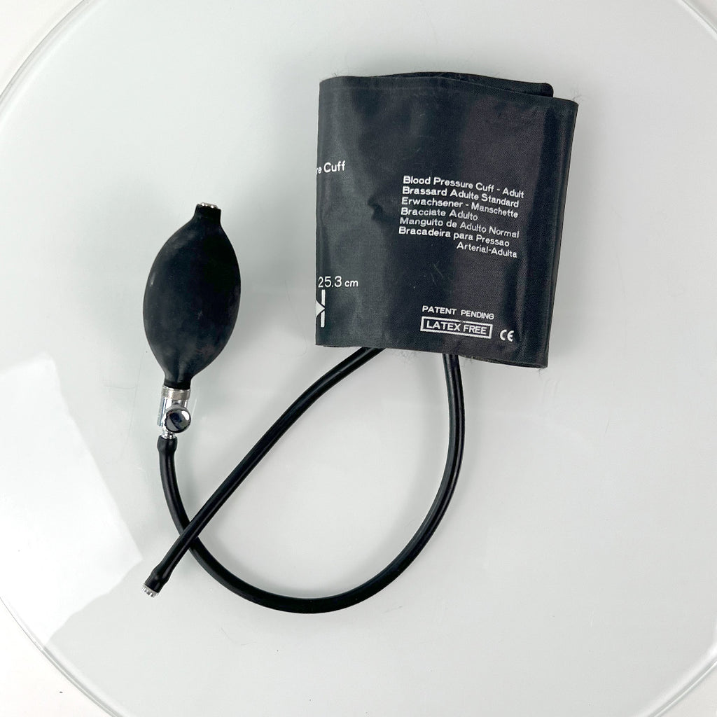 Blood Pressure Cuff and Bulb FlexiPort® Adult Arm Medium Cuff 25.3 - 34.3 cm Nylon Cuff