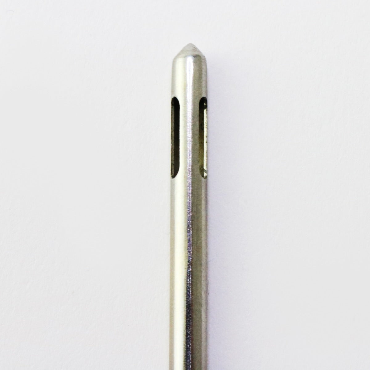 Wells Johnson Suction Aspiration Cannula|3-Port Radial|Mercedes|Point|4mm X 25cm