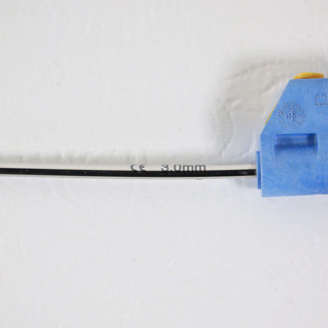 Microaire 3.0mm Tri-Port 3 Hole Blunt Nose Extraction Cannula Needle 8 1/2"