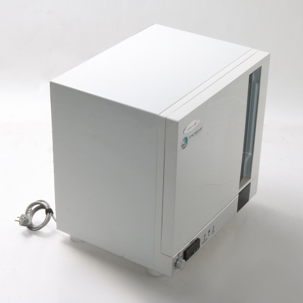 2017 Medikan Celltibator GT Temperature Controlled Specimen Container Incubator