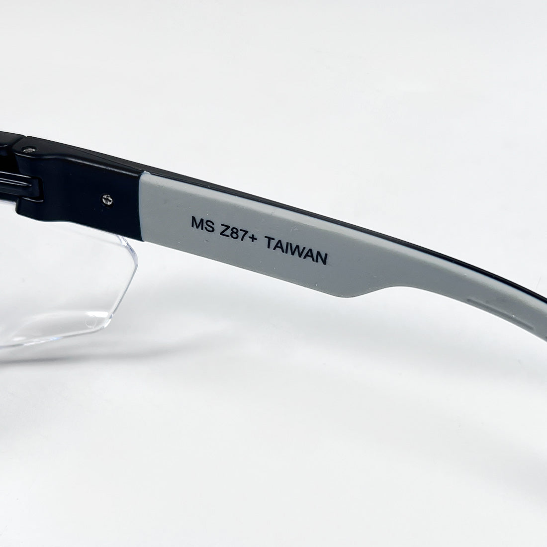 Magid Clear Operator Safety Eyewear With Permanent Side Shields Y50BKAFC