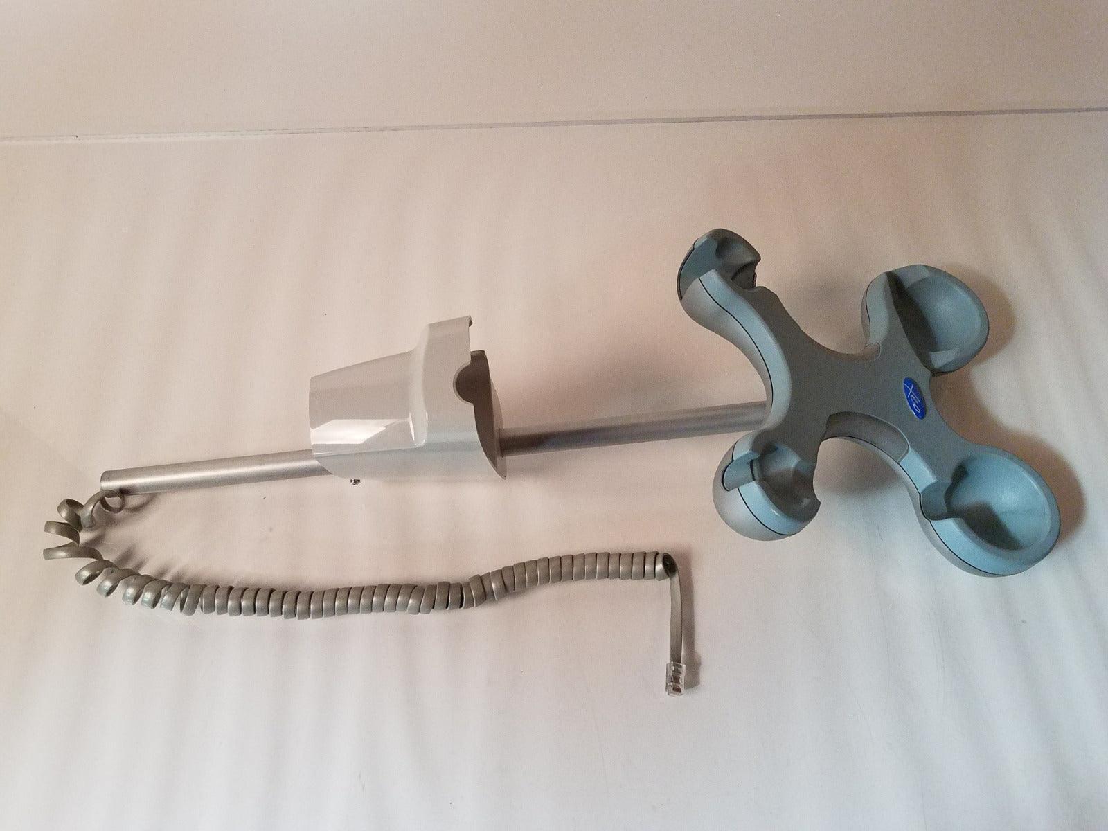 CUTERA Dual Resting Tree Hand Piece Holder Pearl Fractional Laser Xeo Mast