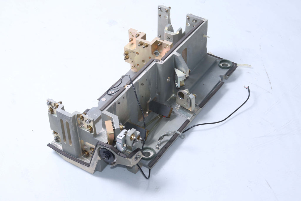 Lumenis VersaPulse Select Bare Laser Resonator Optical Deck 0621-383-01 UNTESTED
