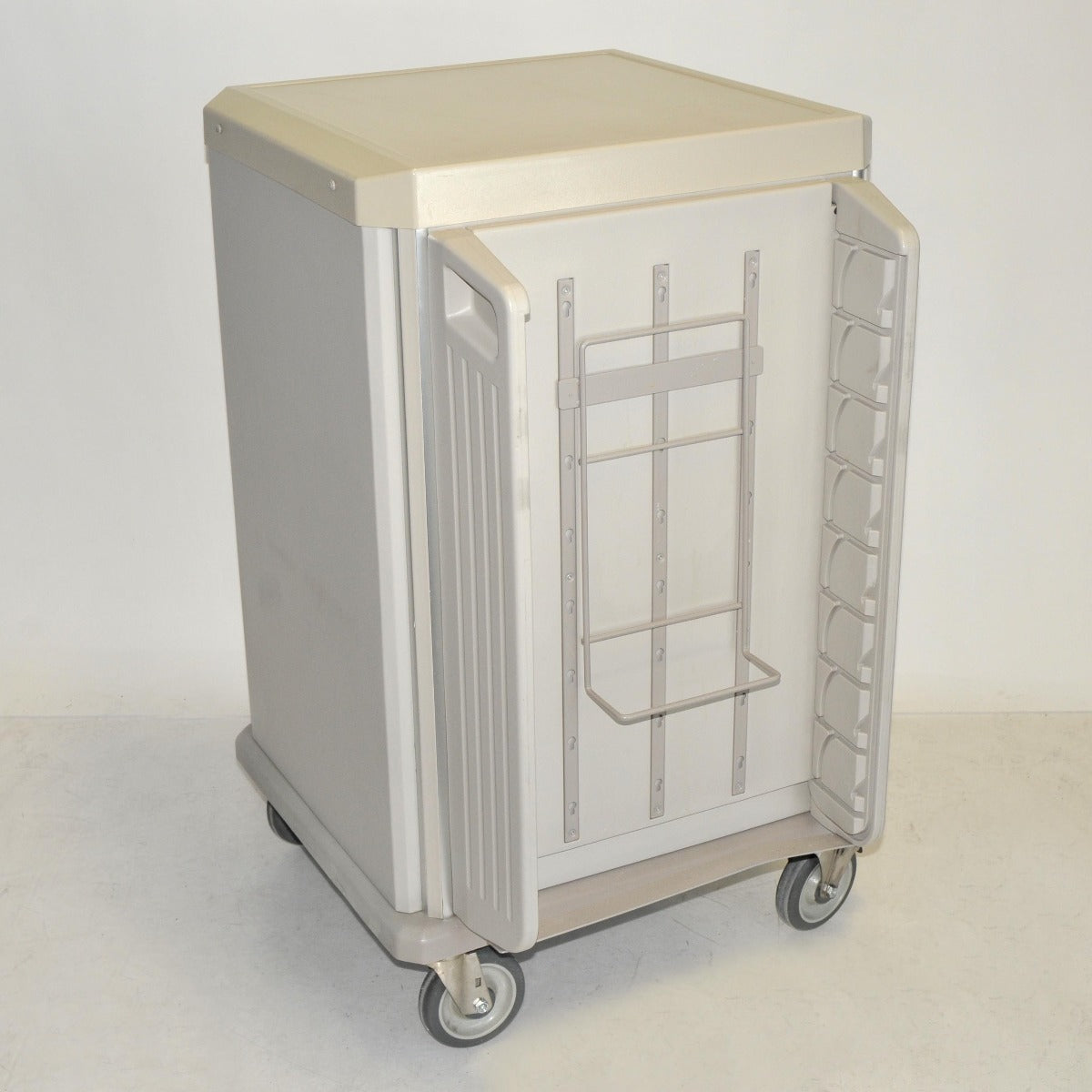Intermetro Metro Medical Cassette Transfer CART Starsys Isolation Clinic Office