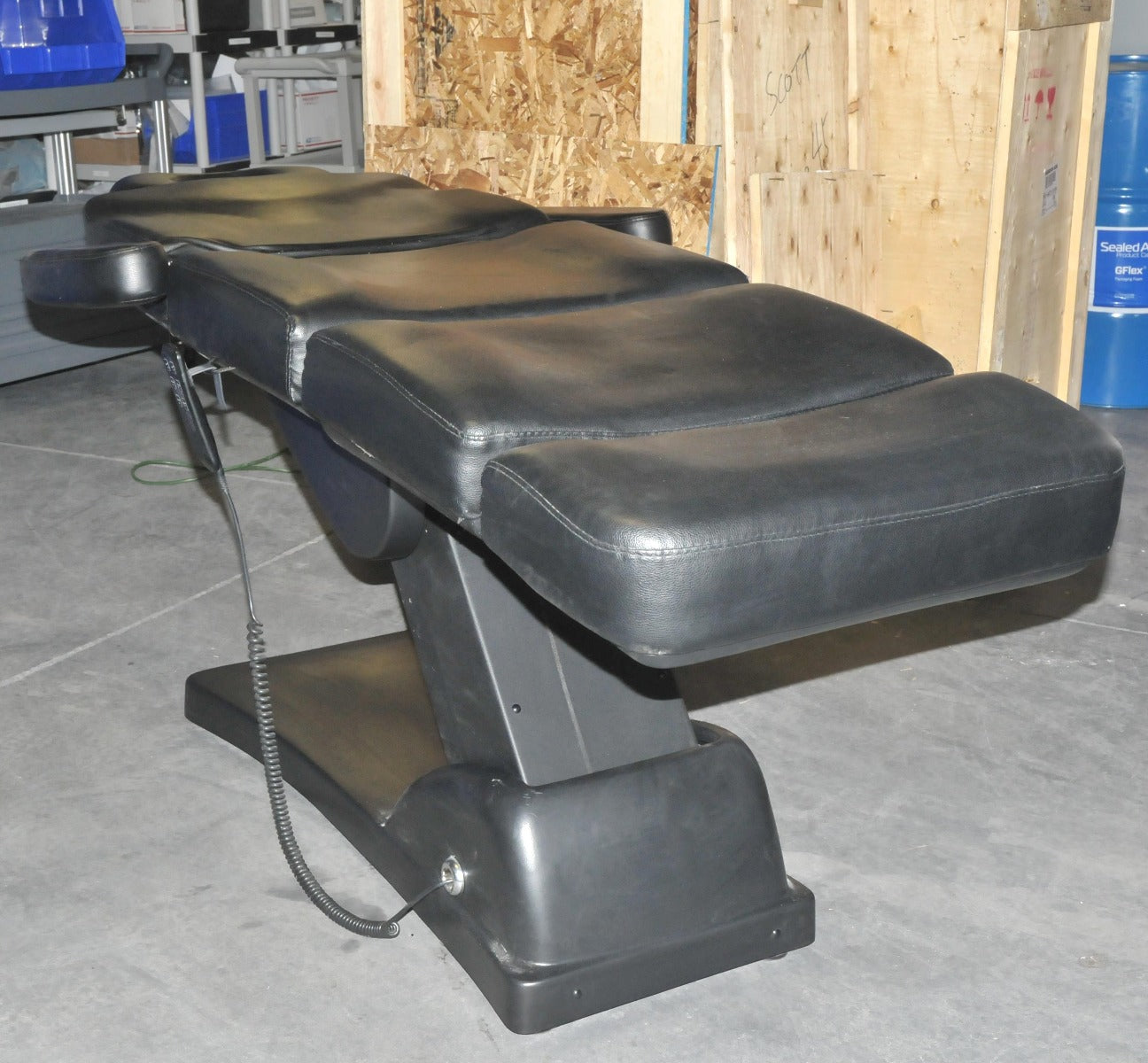 Adjustable Electric Power Spa Facial Black Bed Table Chair Therapy Clinic 110V