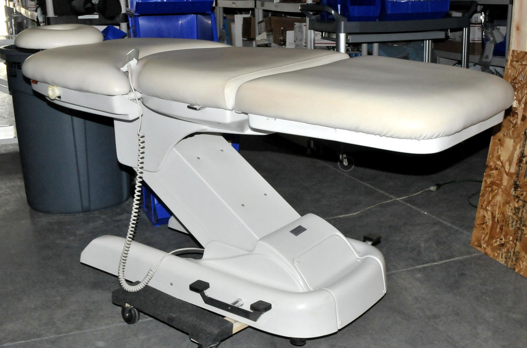 Alva White Adjustable Electric Power Spa Facial Chair Table Bed Massage Clinic