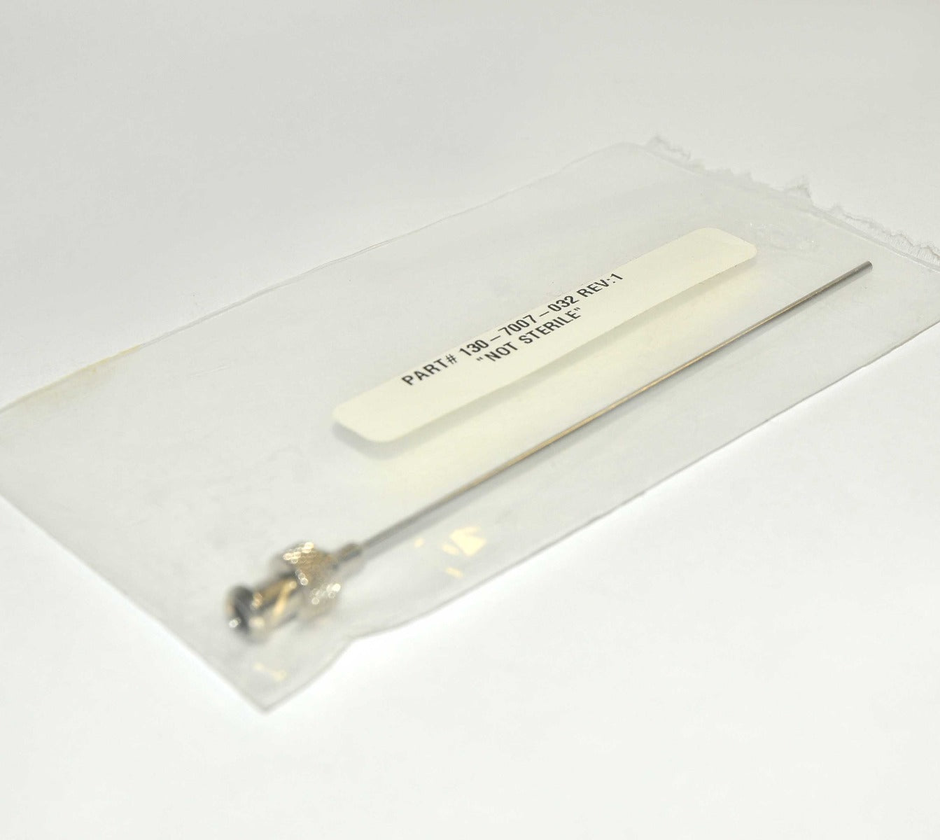 Cynosure Smartlipo Cannula 4" Probe Luer Style Lock Twist On 130-7007-032 Rev: 1
