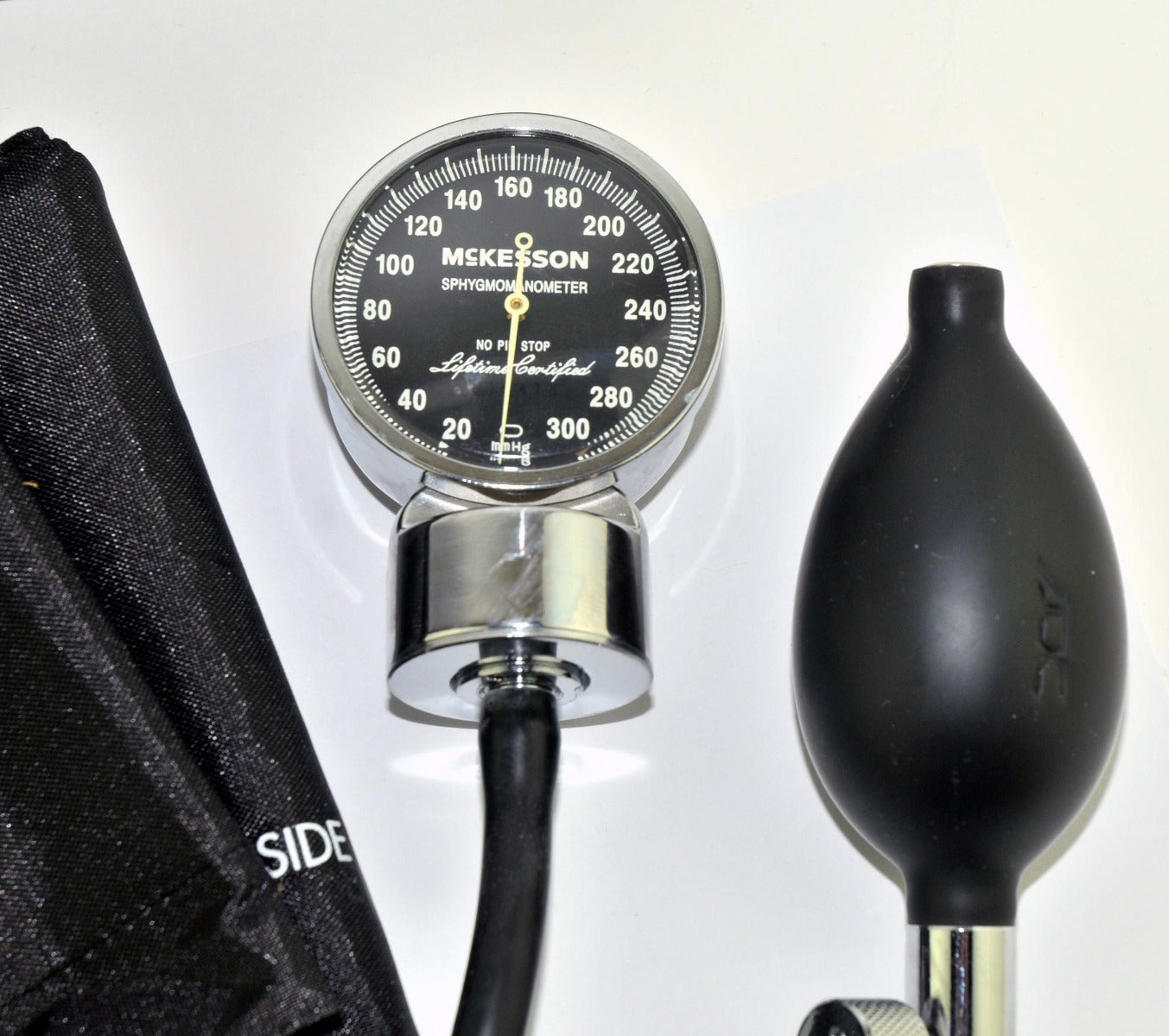 McKesson Sphygmomanometer Lifetime Certified Adult Sz Cuff Blood Pressure Tester
