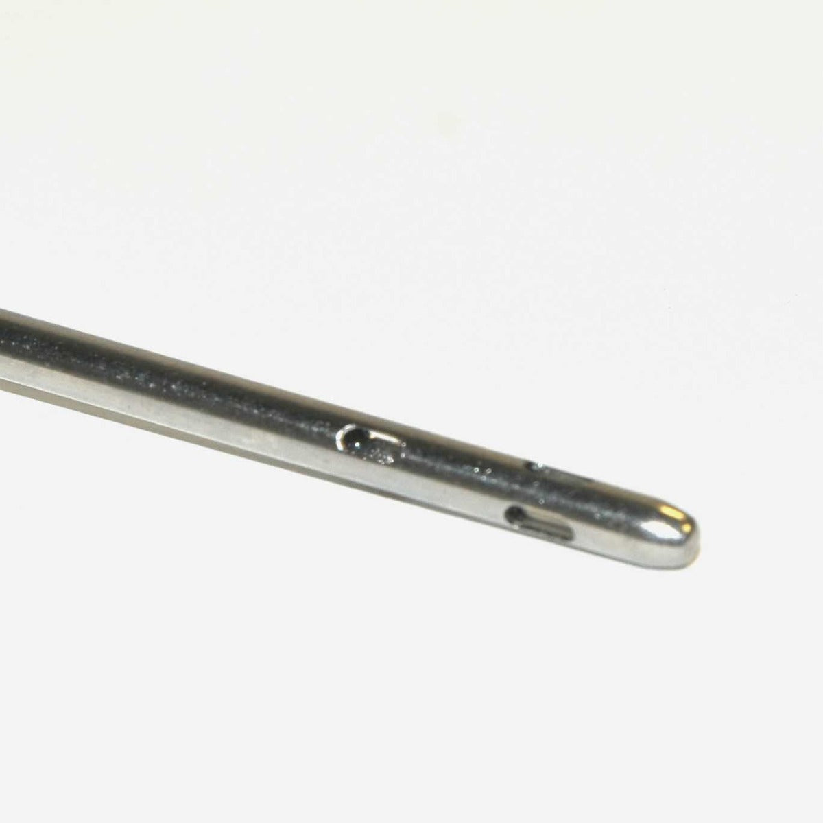 Vaser VentX Cannula Needle Suction 3.7 mm x 26 CM 6-Hole 6 Transverse Blunt Tip