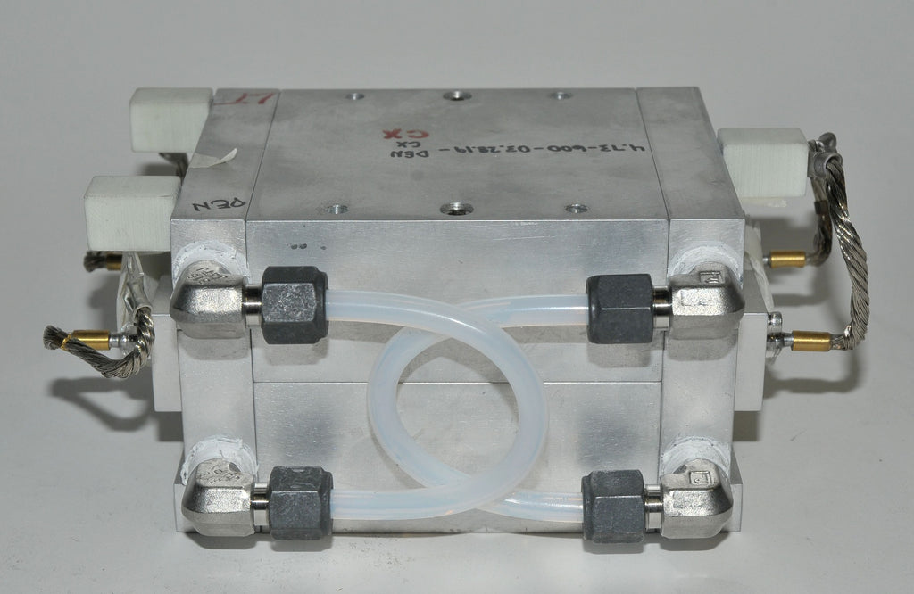 Cynosure Apogee Laser Pump Chamber YAG MD 100-7001-950 FlashLamp Untested