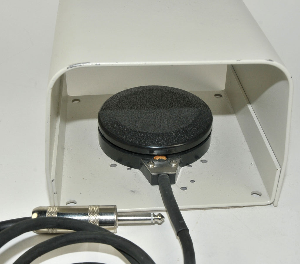 Laser FootSwitch Pedal Metal Housing RCA Type Male Electrical Plug Foot Switch
