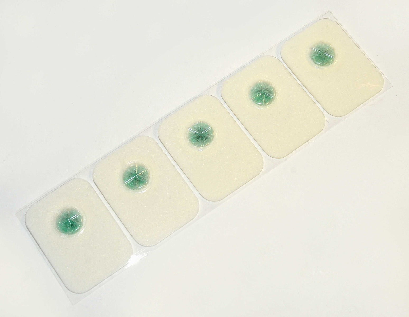 Midmark IQ Wet Gel Snap Electrodes Electocardio 2-100-0060 Exp: 2013 Box x50 Pcs
