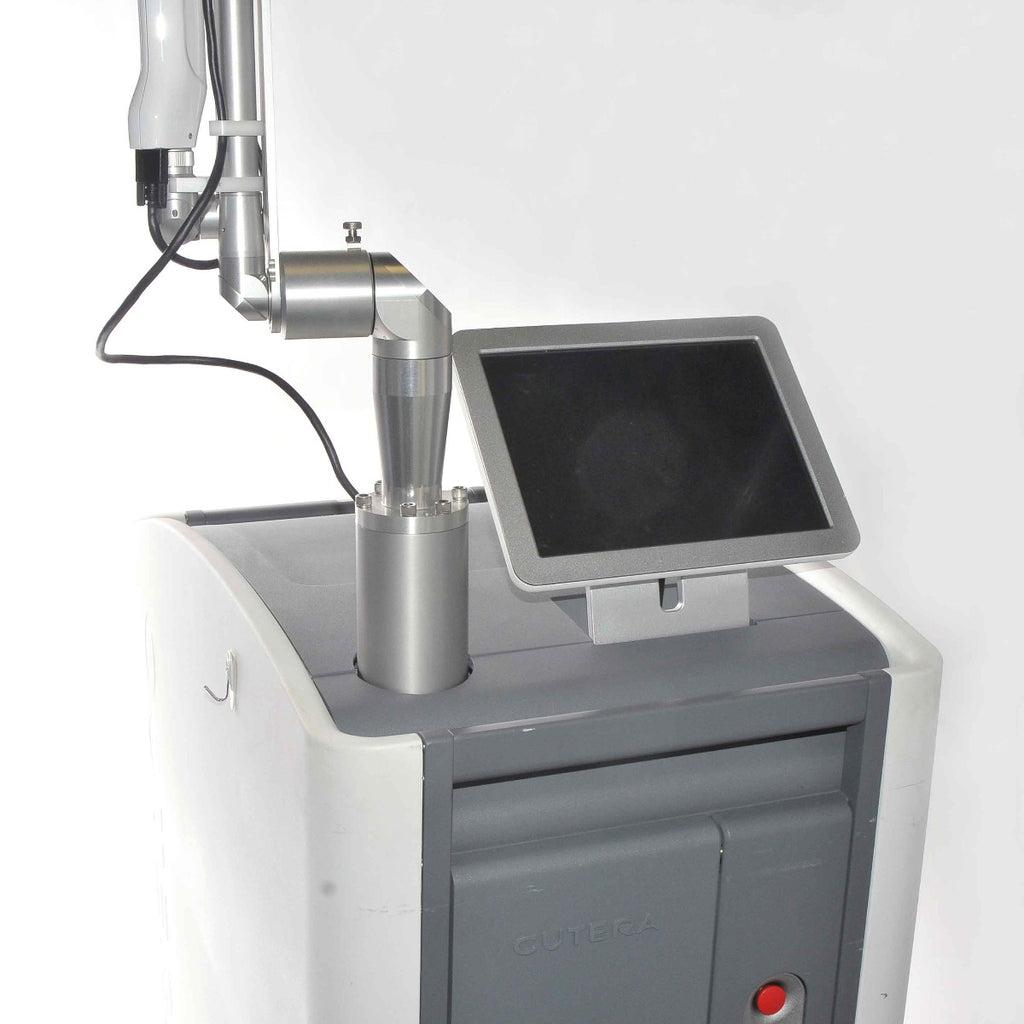 Cutera ENLIGHTEN III Tattoo Removal Benign Lesion Laser 532 670 1064nm Pico 2017