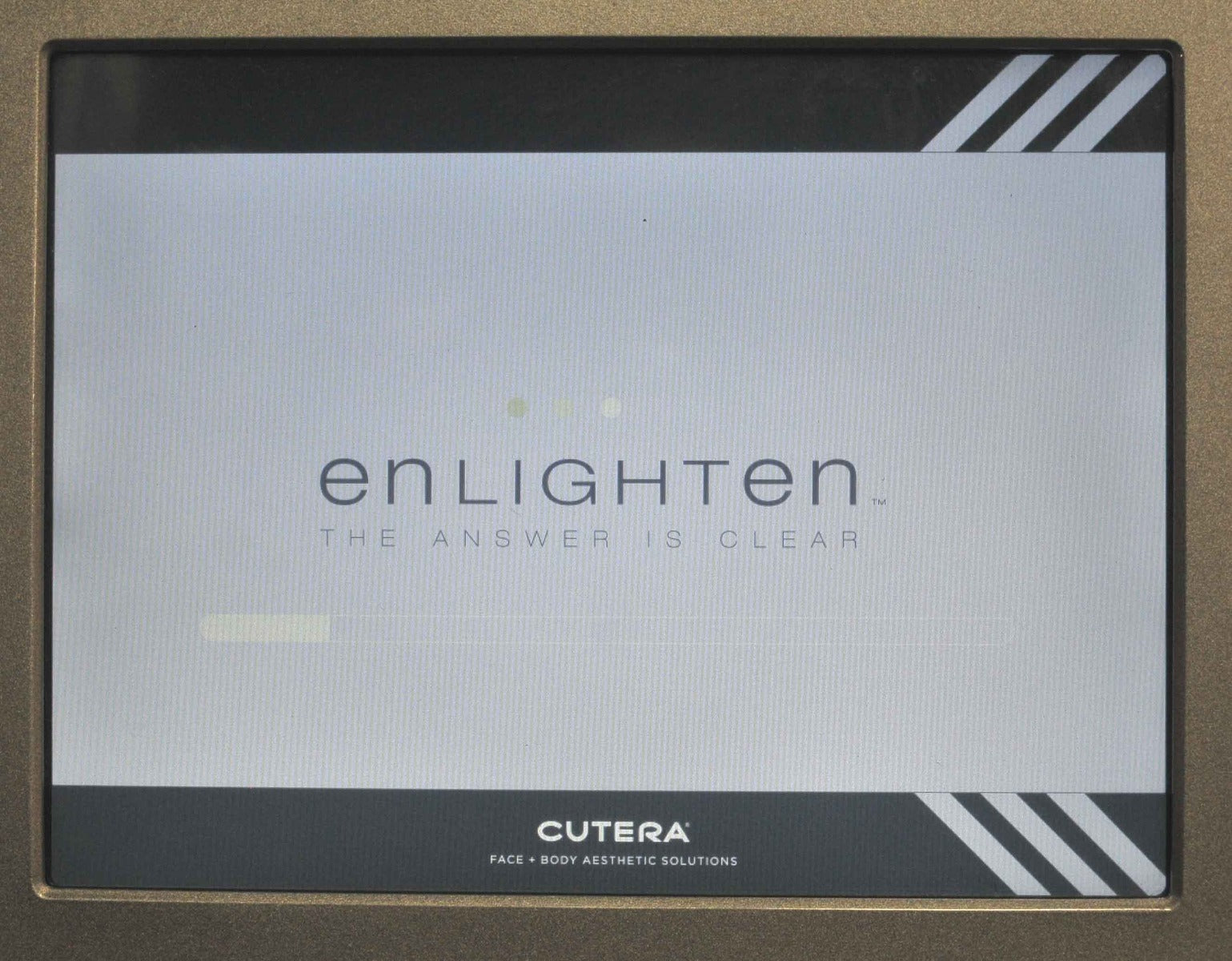Cutera ENLIGHTEN III Tattoo Removal Benign Lesion Laser 532 670 1064nm Pico 2017