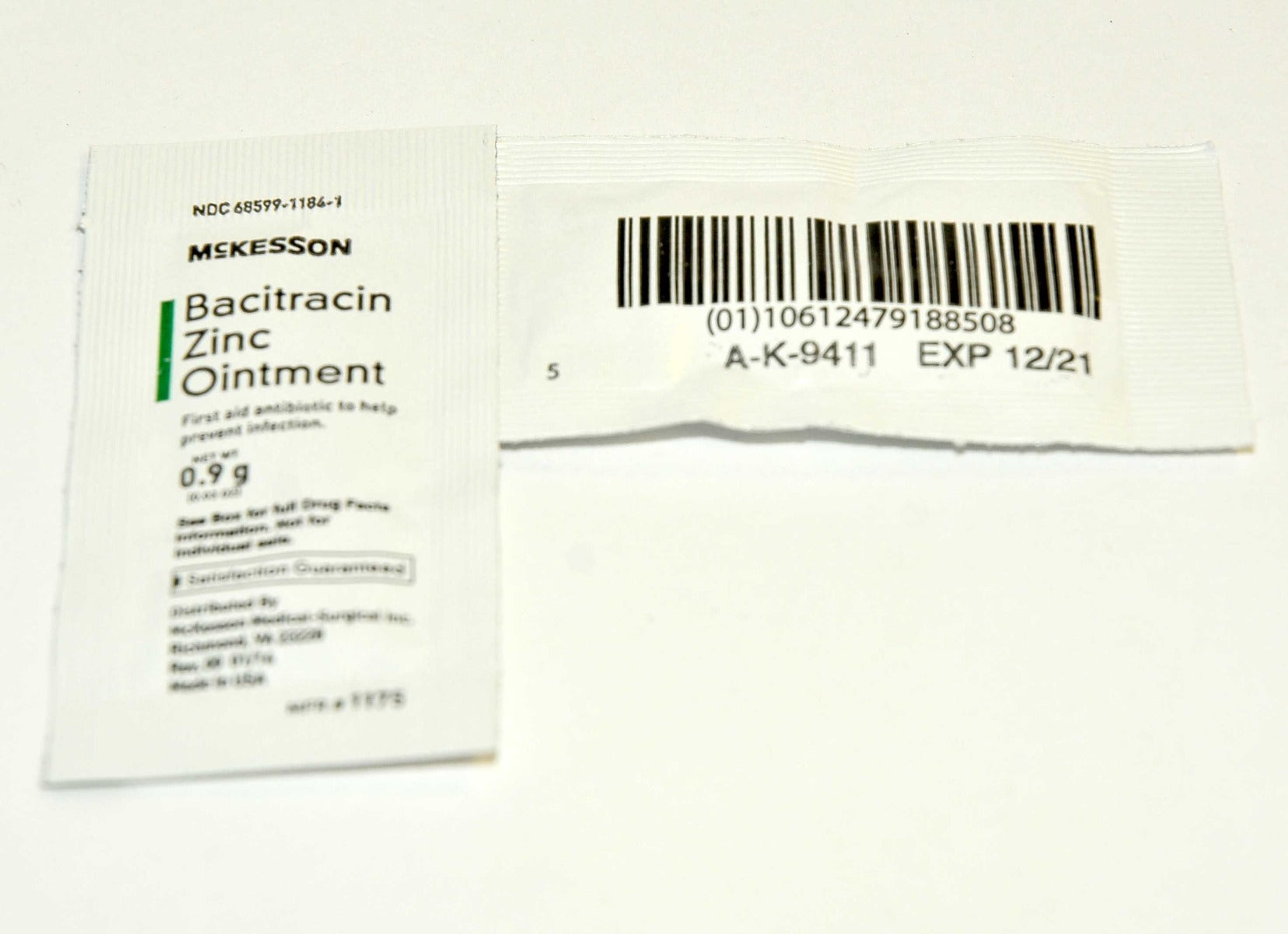 McKesson Bacitracin Zinc Ointment First Aid Antibiotic 2 Bxs (250+ Packets) Lot