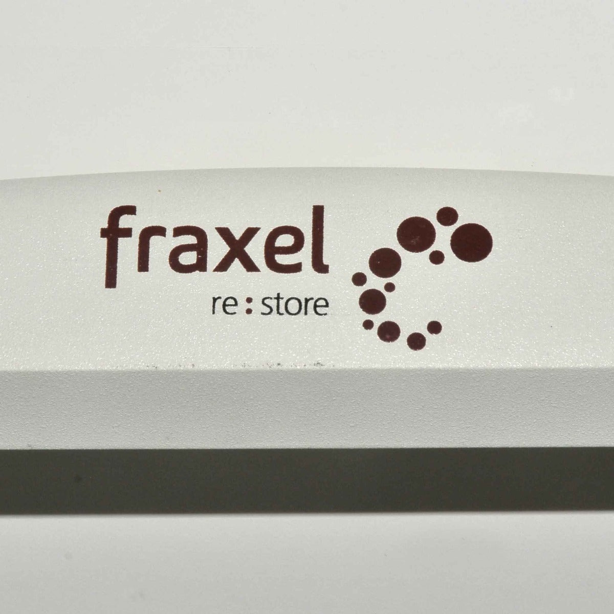 Reliant Fraxel Dual Re Store Laser Front Bezel 1550 1927 Display 04-02626 PARTS