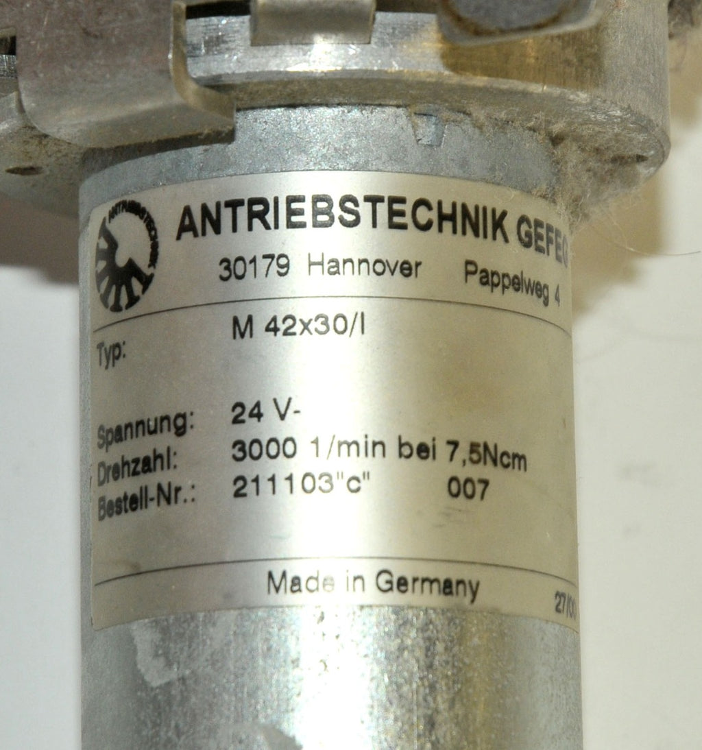 Lumenis IPL Quantum Laser WATER PUMP 24 Volt Electrical PARTS AS-IS