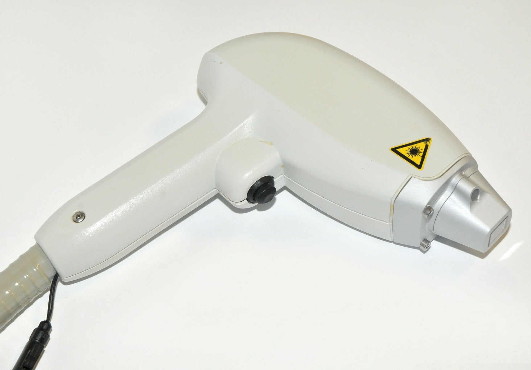 2009 Alma Soprano XL Diode Hair Removal Laser w/ 810 nm SHR Handpiece Low SHOTS