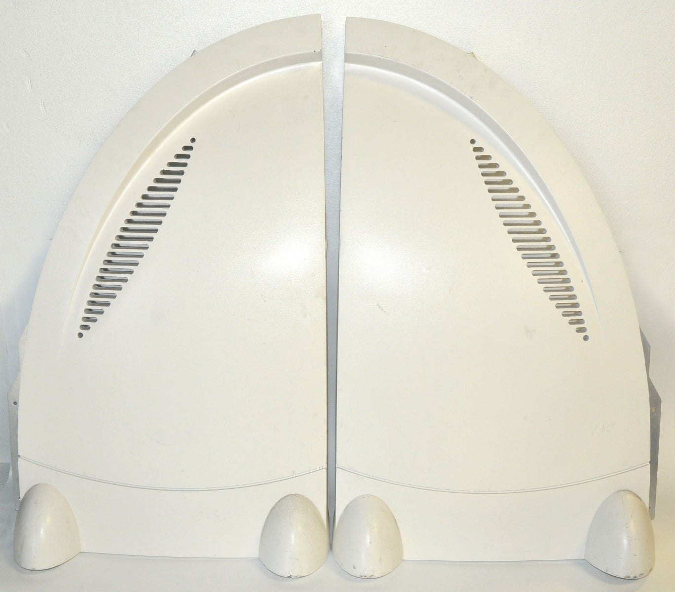 Syneron Velasmooth Laser Left Right Side Plastic Panel Covers Vela Smooth PARTS