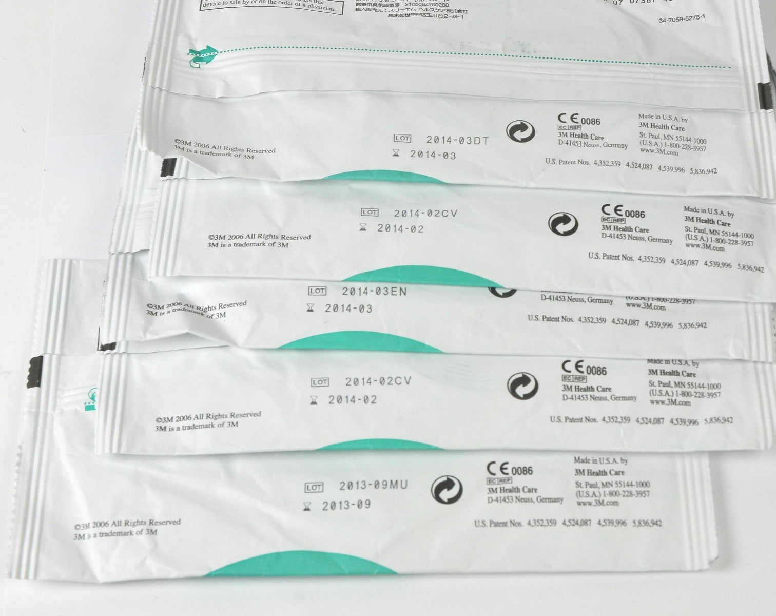 3M Health Care Universal Electrosurgical Pad Split w Cord 9165 EXP2013/14 x5Pcs